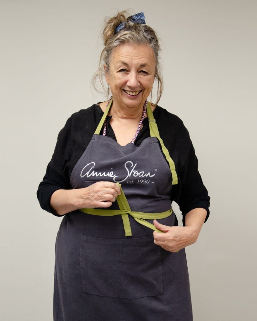 Annie-wearing-the-Annie-Sloan-Apron-2000.jpg