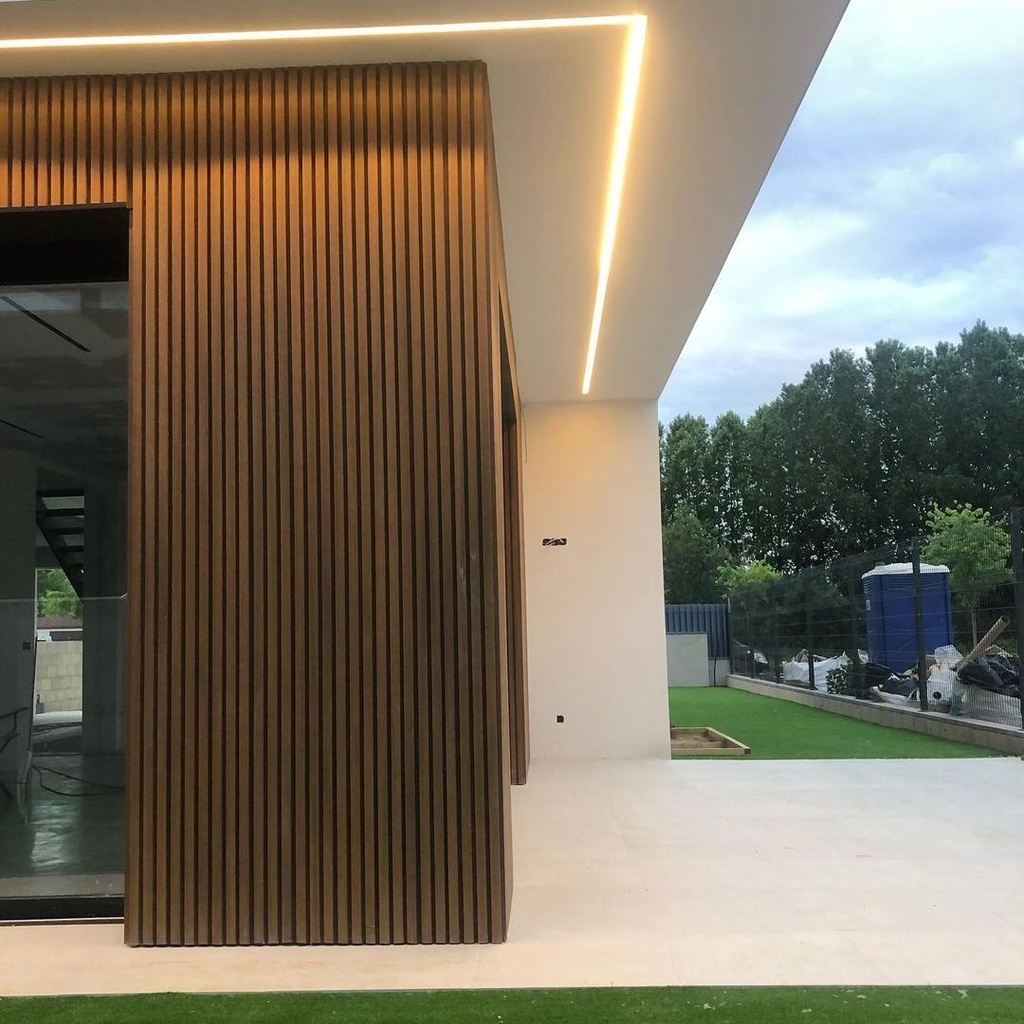 CORNER LAMINA DE EXTERIORES 3.50*2.50*290CM