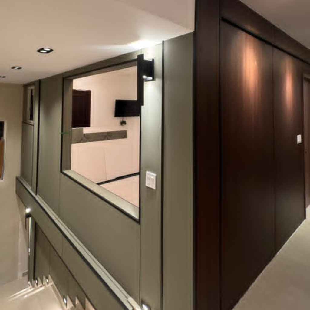 LAMINA LISA - REVESTIMIENTO PARA INTERIORES 122*0.5*290CM | Pigmenta Casa